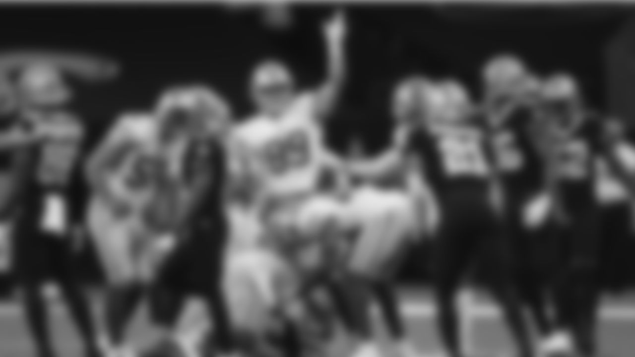 TE Charlie Woerner
