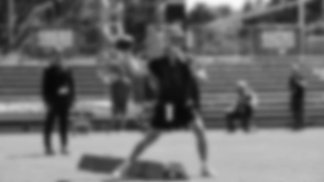 QB Sam Darnold