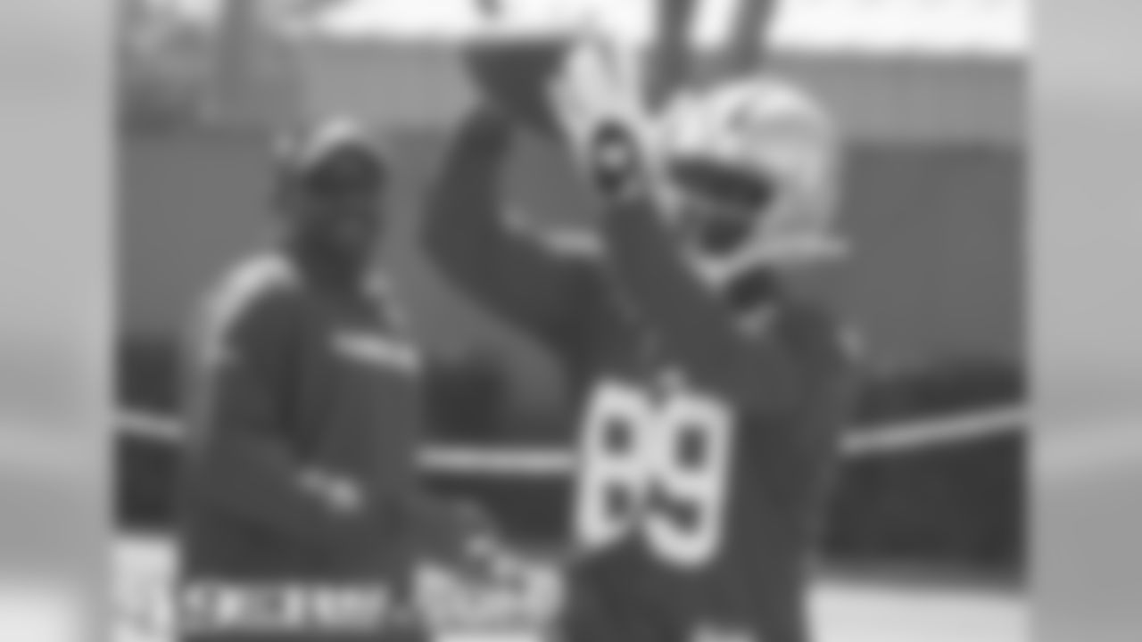 WR Jason Hill