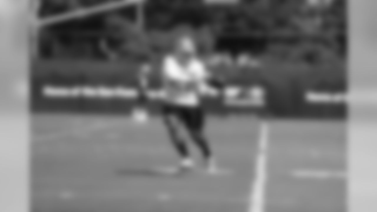 RB Carlos Hyde