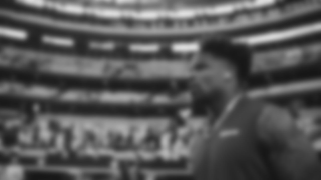 LB Dre Greenlaw