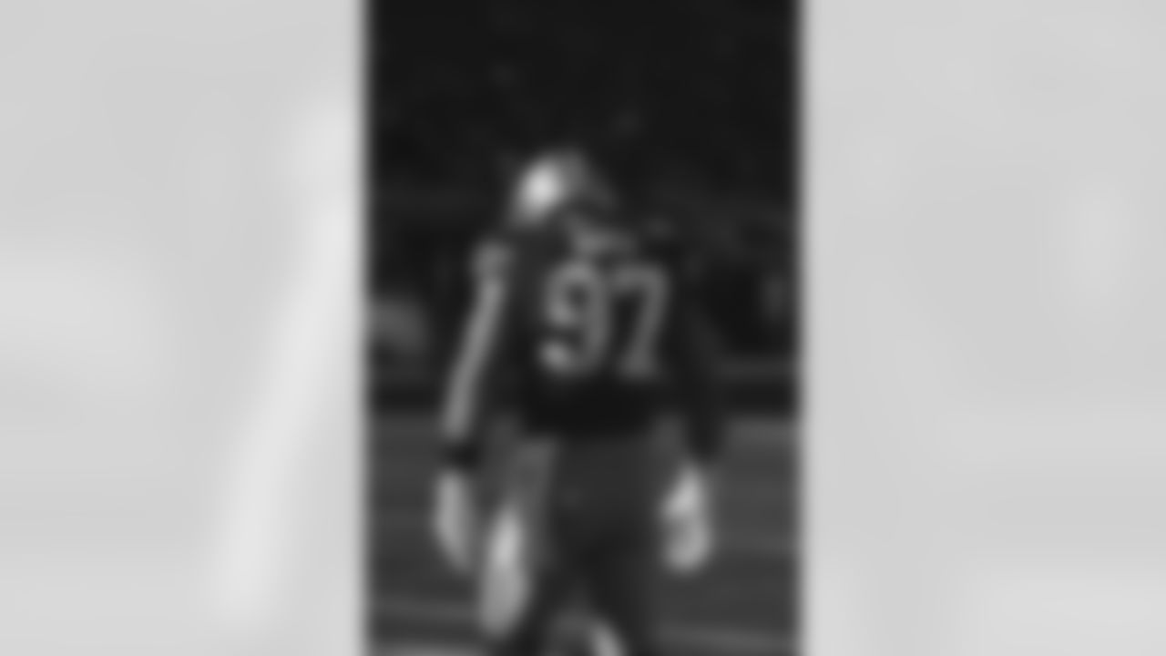 DL Nick Bosa