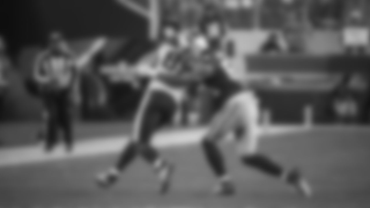 LB Fred Warner