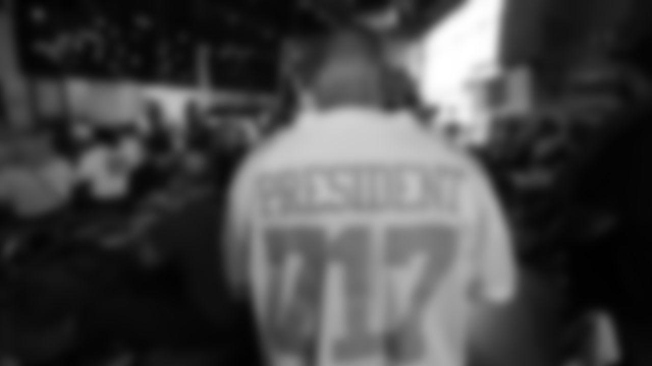 49ers Invasion Presented by Zenni