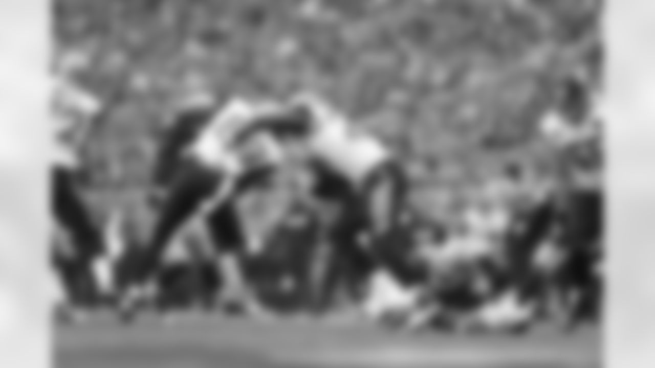 LB Reuben Foster