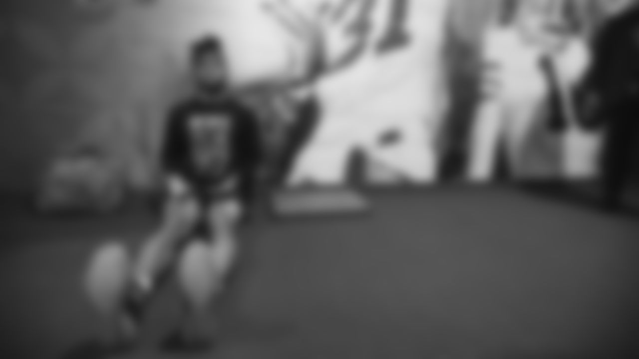 LB Fred Warner