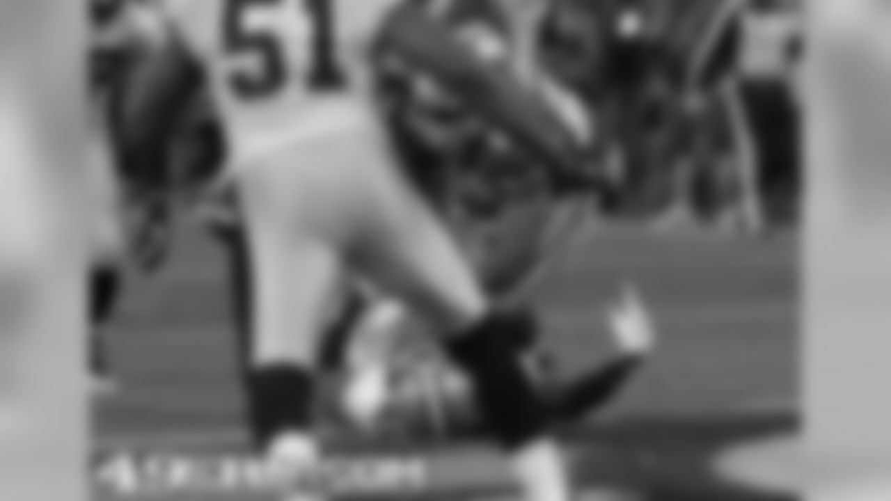 TE Vernon Davis catches his historic touchdown