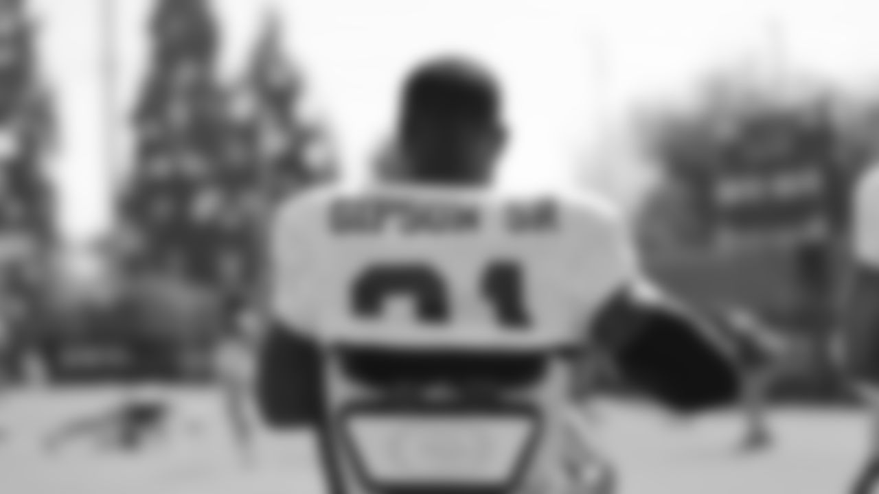 S Tashaun Gipson Sr.