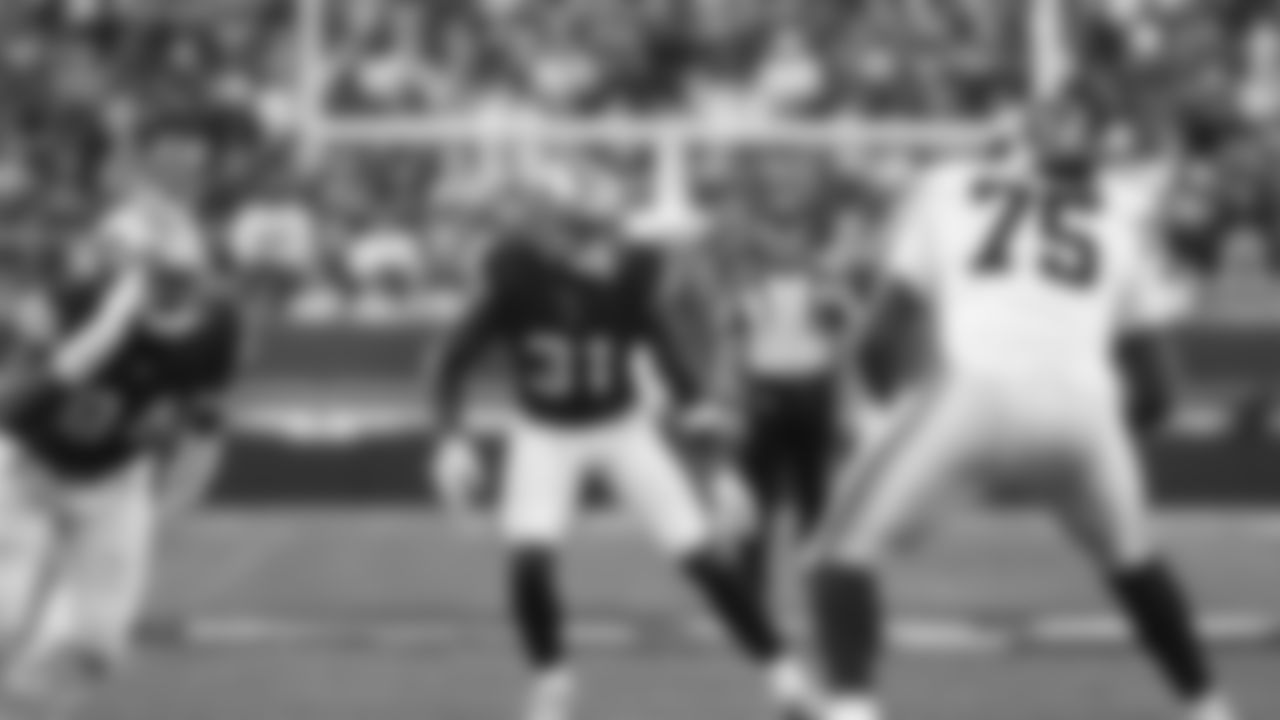 S Tashaun Gipson Sr.