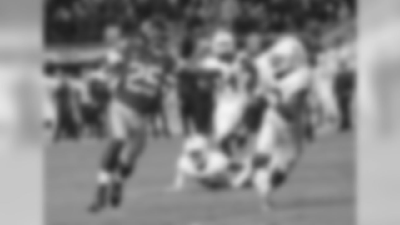 RB Ronald Jones II, USC