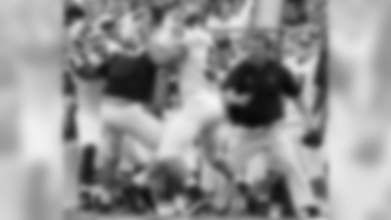 Eric Wolford - Assistant Offensive Line