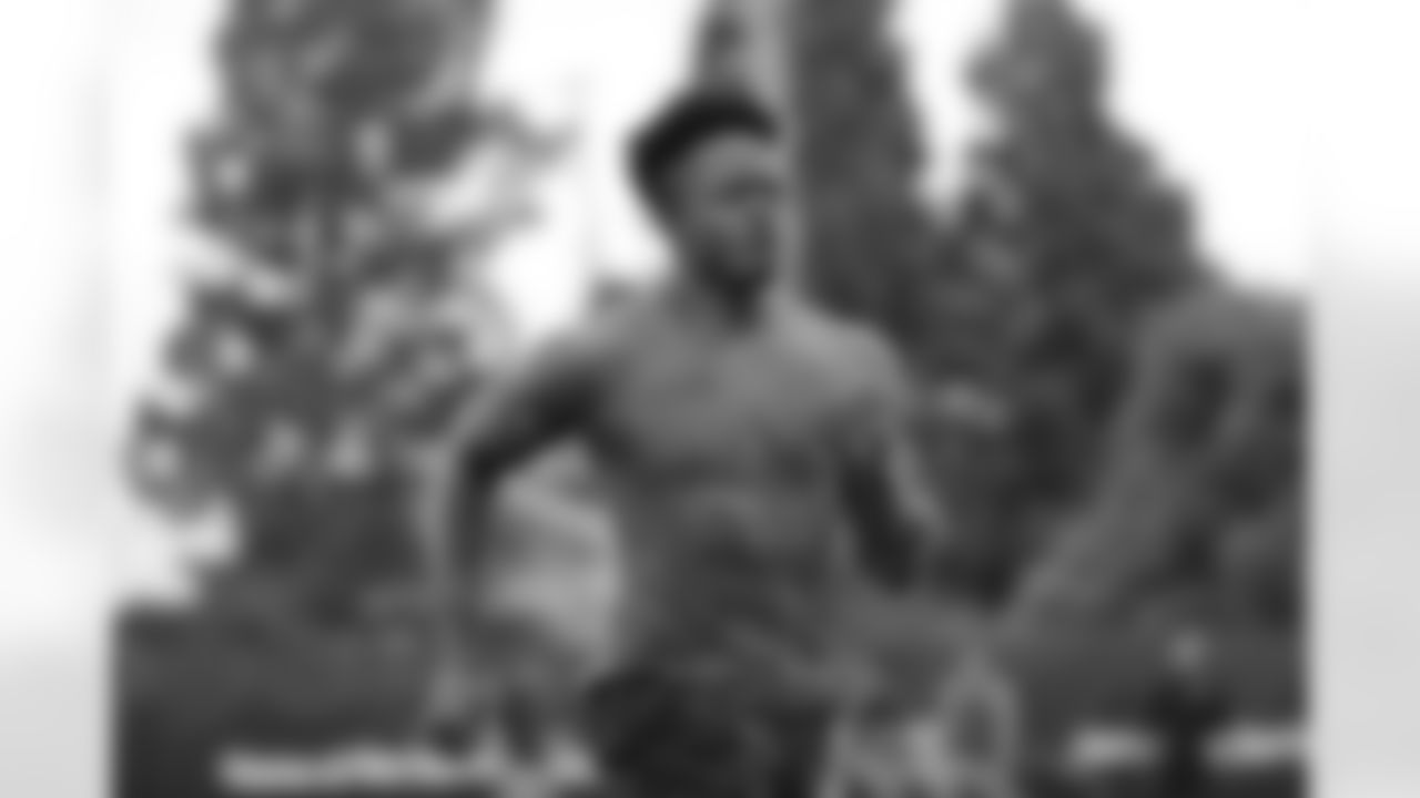 WR Marquise Goodwin