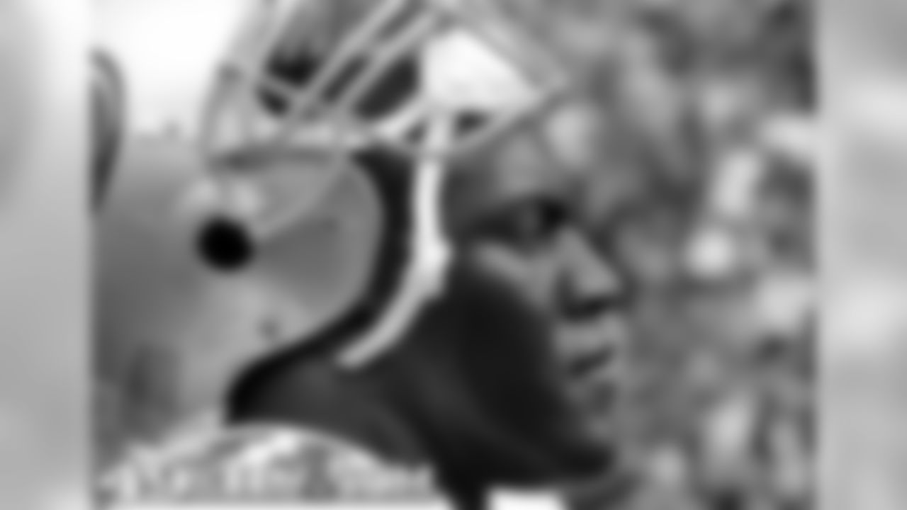 LB Takeo Spikes