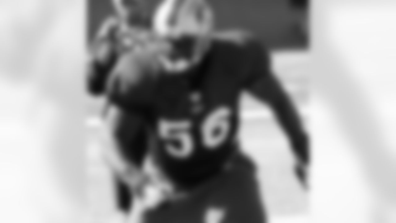 LB Brandon Moore