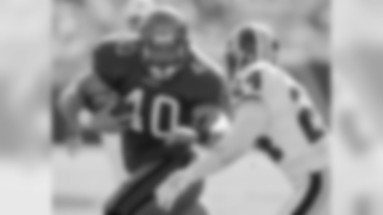 RB Mike Alstott