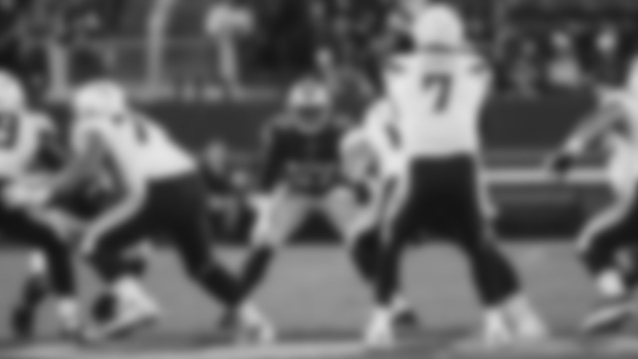 Los Angeles Chargers vs. San Francisco 49ers
Week 10 at Levi's® Stadium
Sunday, November 13 at 5:20 pm PT