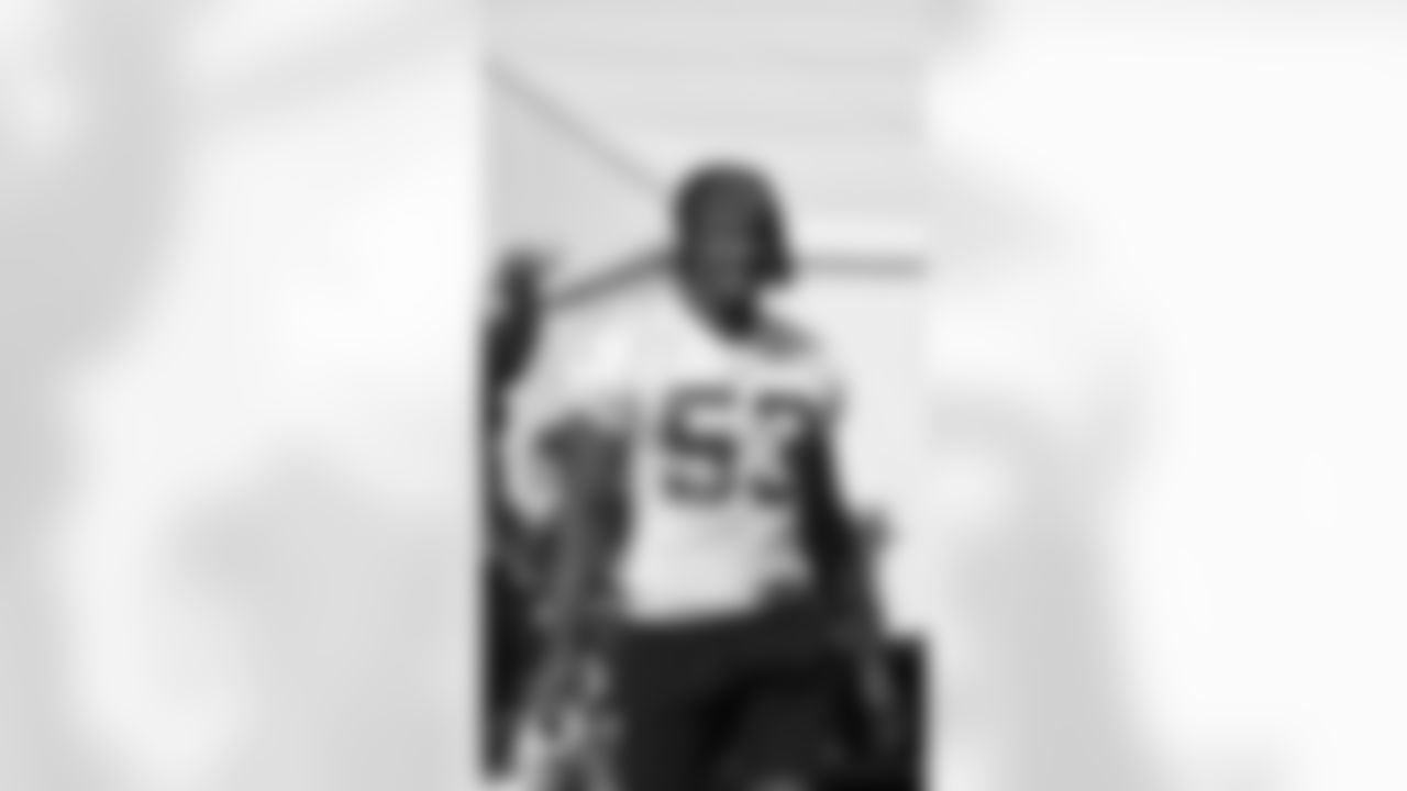 LB Jonas Griffith