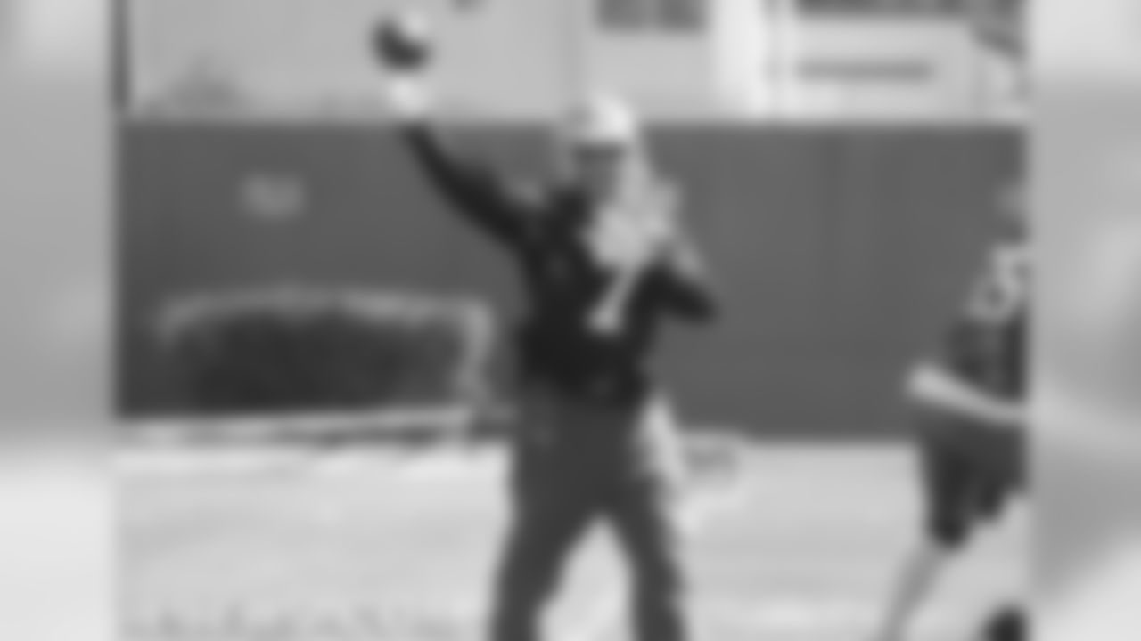 QB Nate Davis