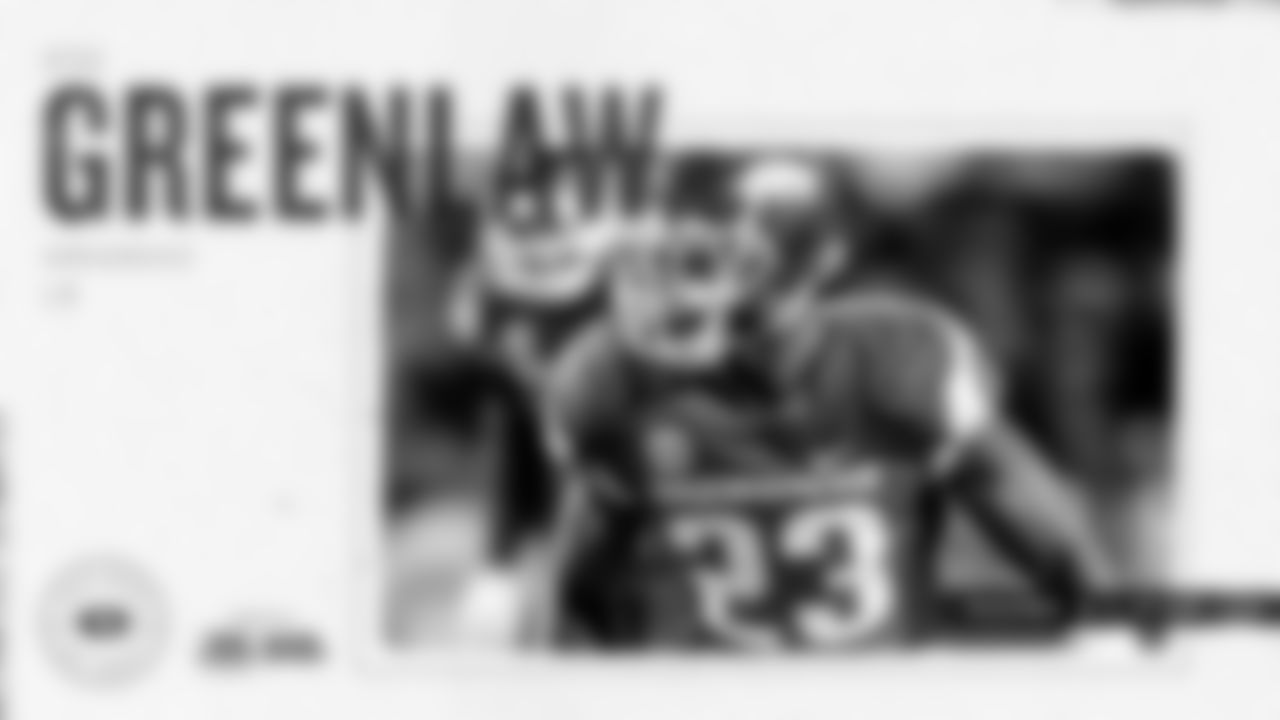 LB Dre Greenlaw, Arkansas