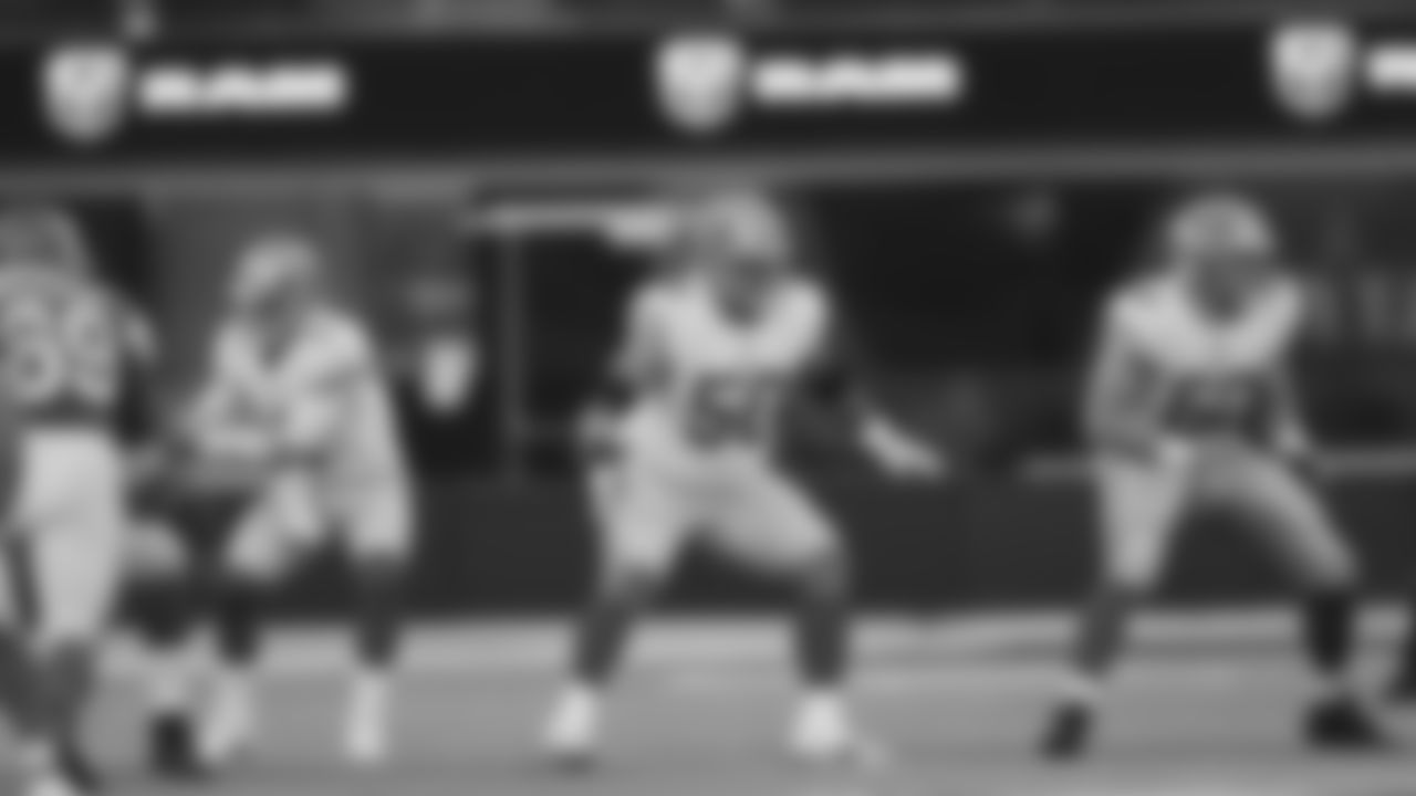QB Nick Mullens, OL Hroniss Grasu, OL Daniel Brunskill
