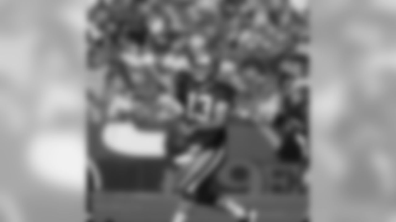 QB Shaun Hill saw his first action of the season