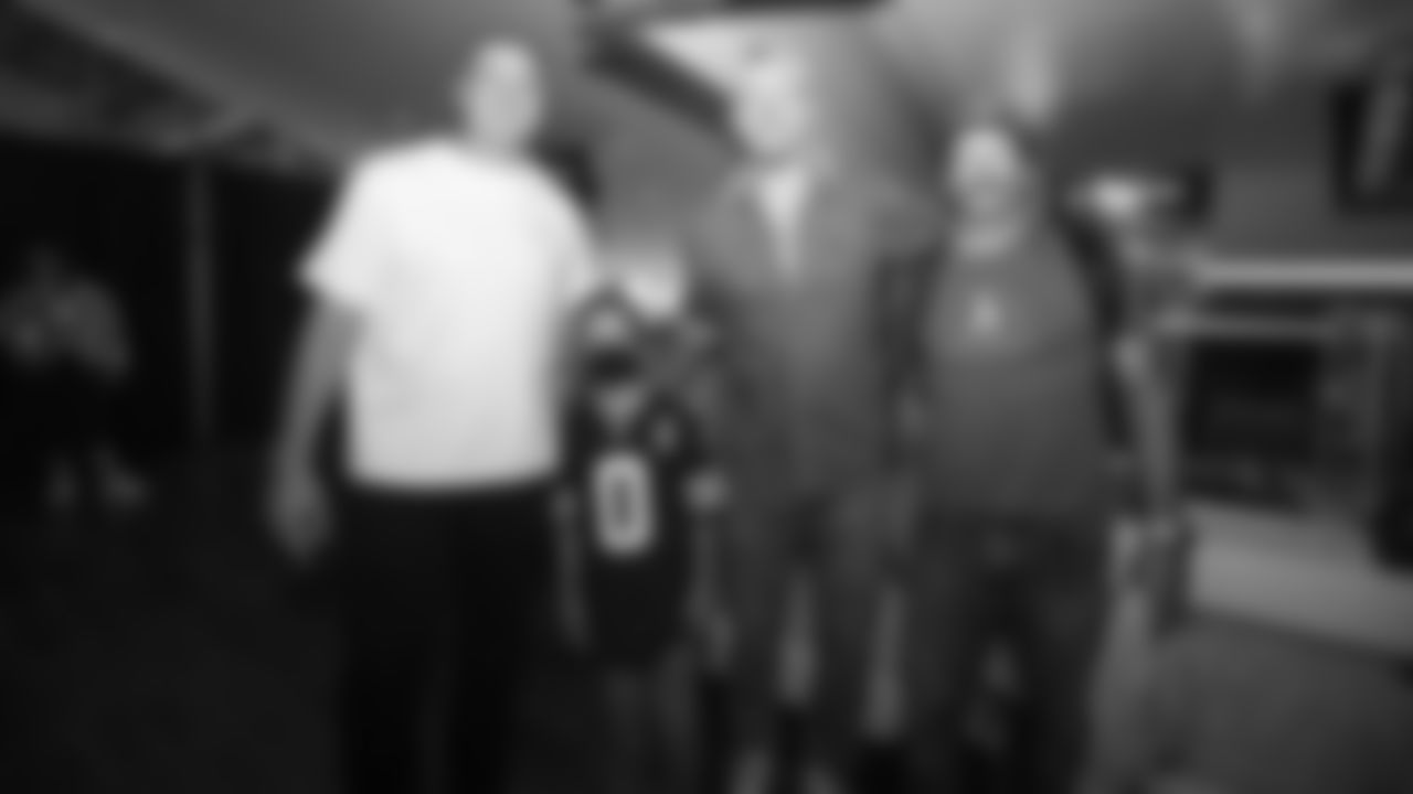 OL Daniel Brunskill, Noah, TE George Kittle