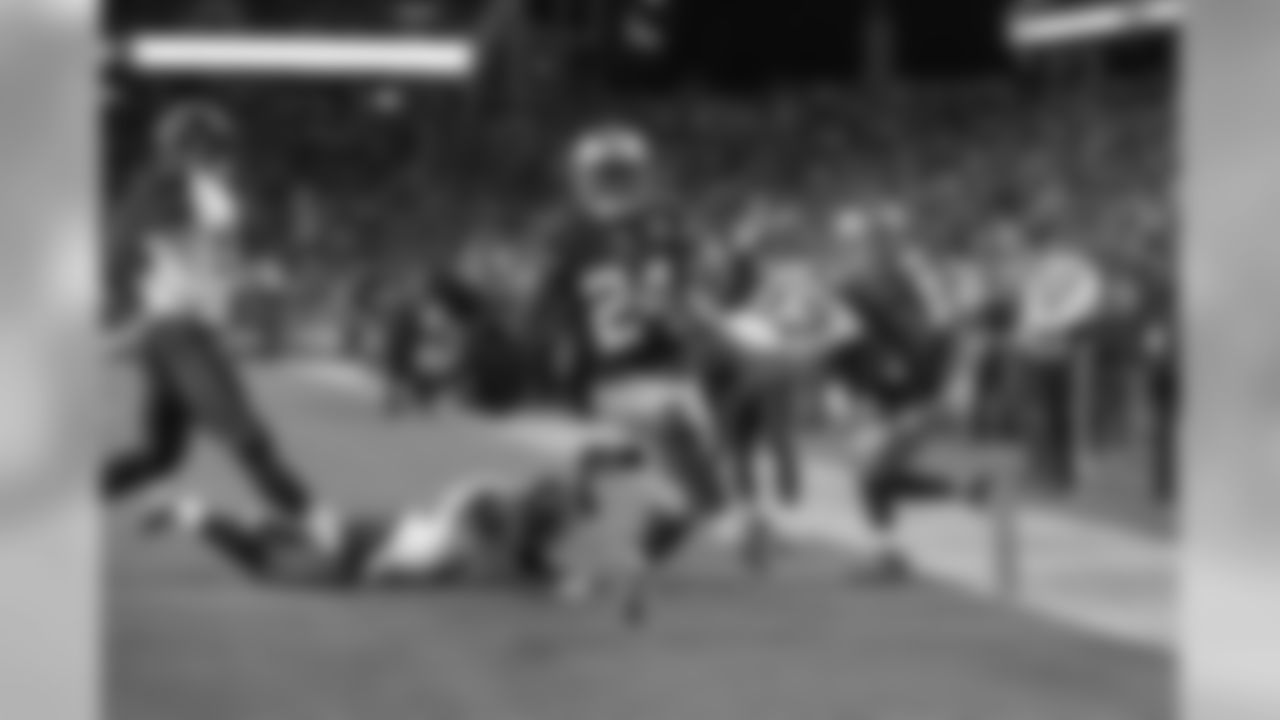Druaghn scored on a 3-yard TD run in Week 1 vs. Los Angeles Rams.