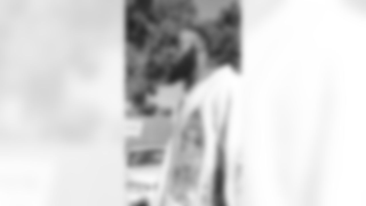 DL Charles Omenihu