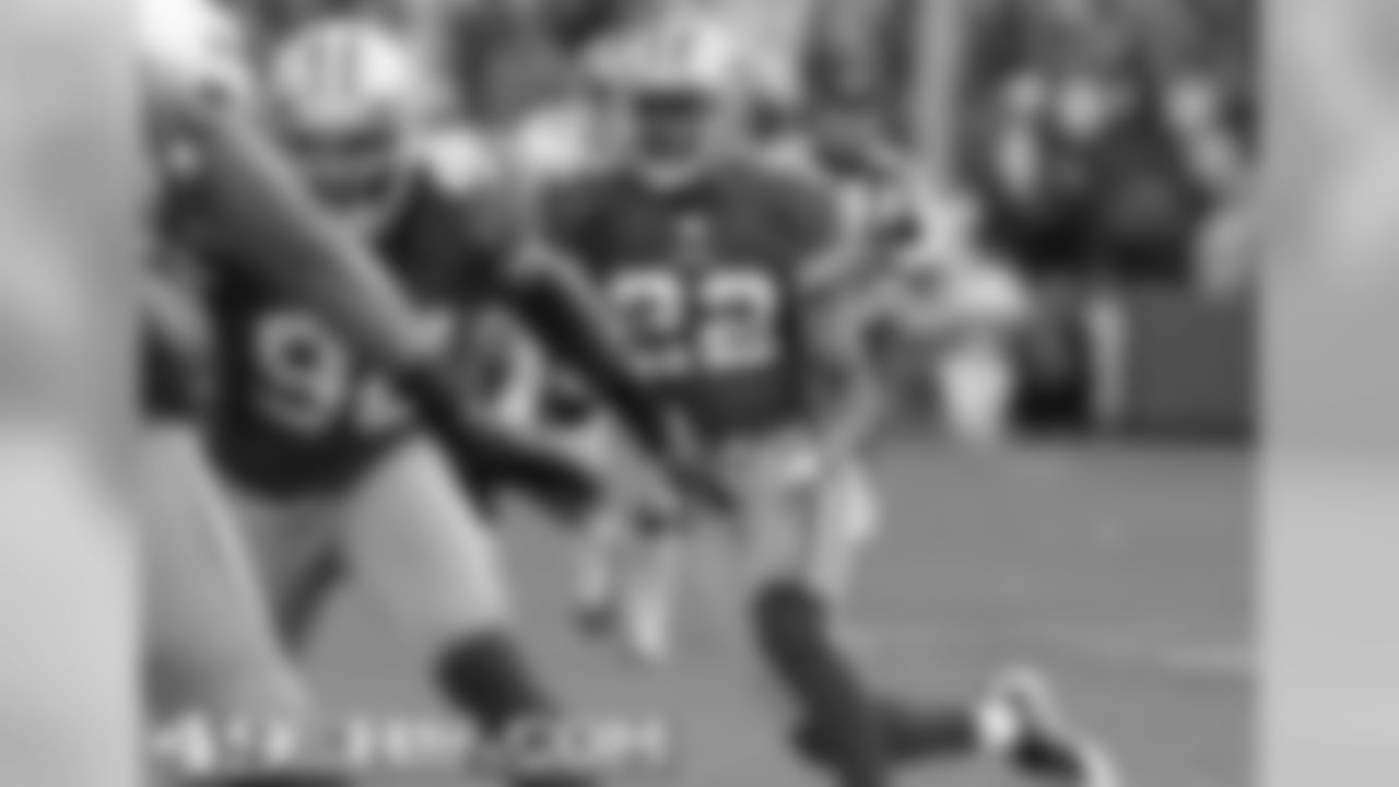 CB Carlos Rogers