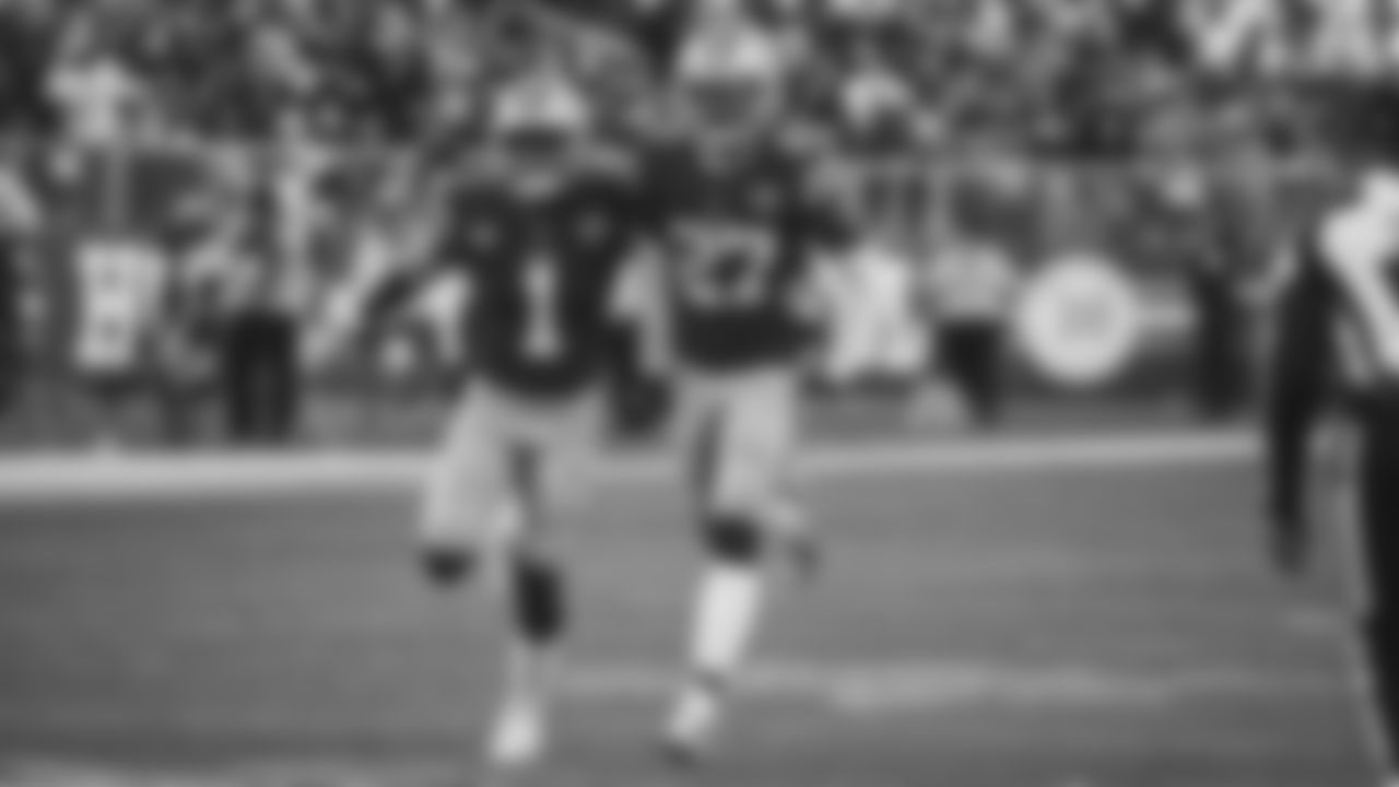 DB Jimmie Ward, CB Dontae Johnson