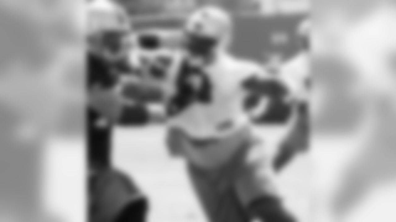 DE Kentwan Balmer
