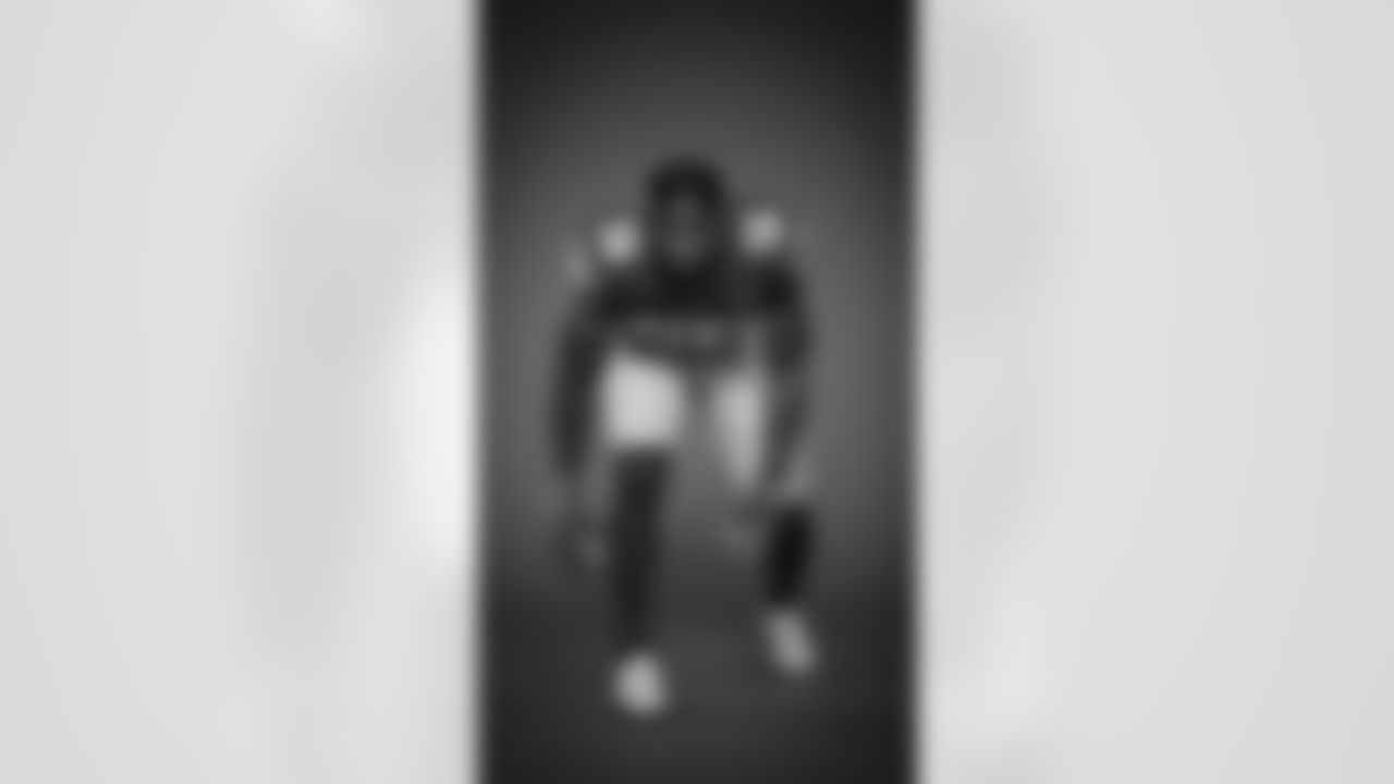 DL Samson Ebukam