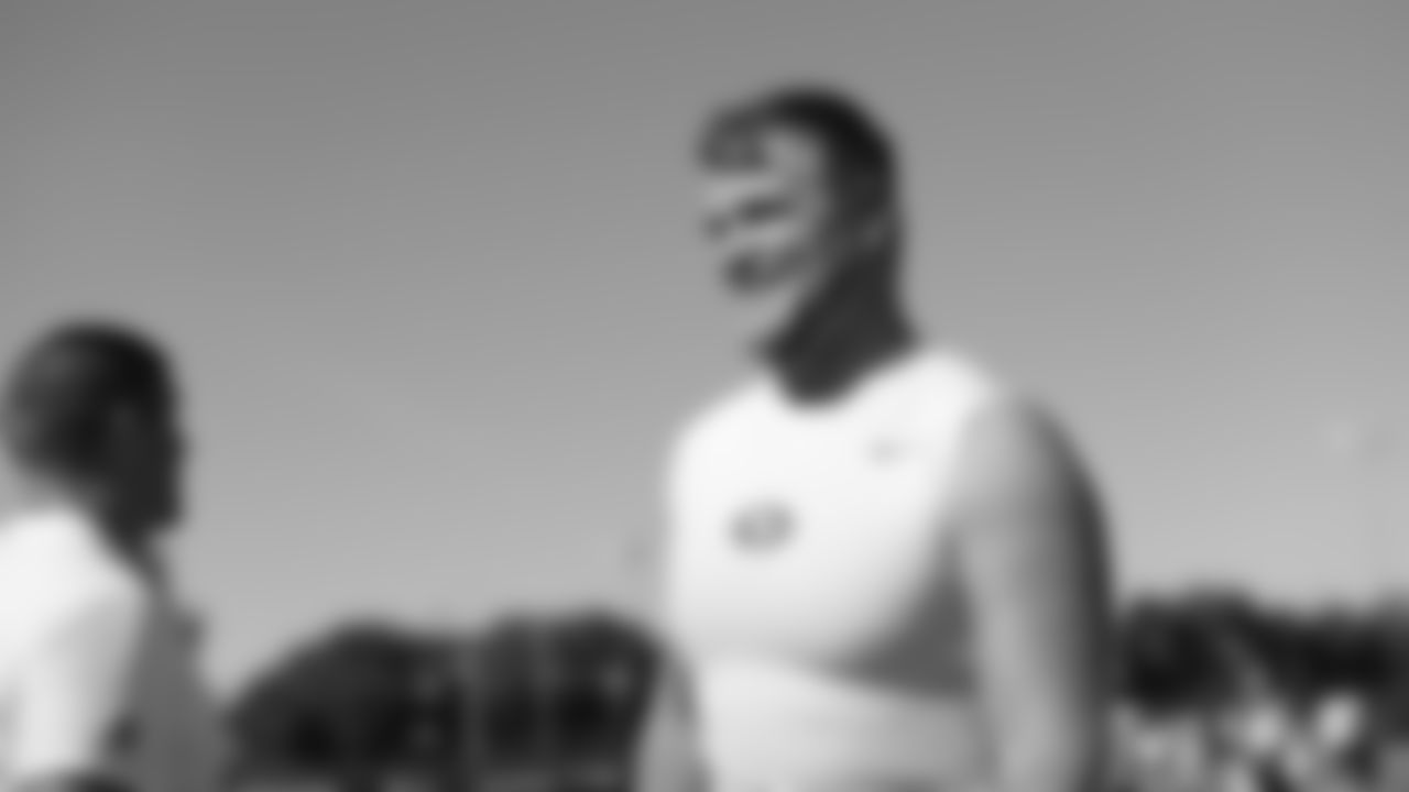 T Mike McGlinchey