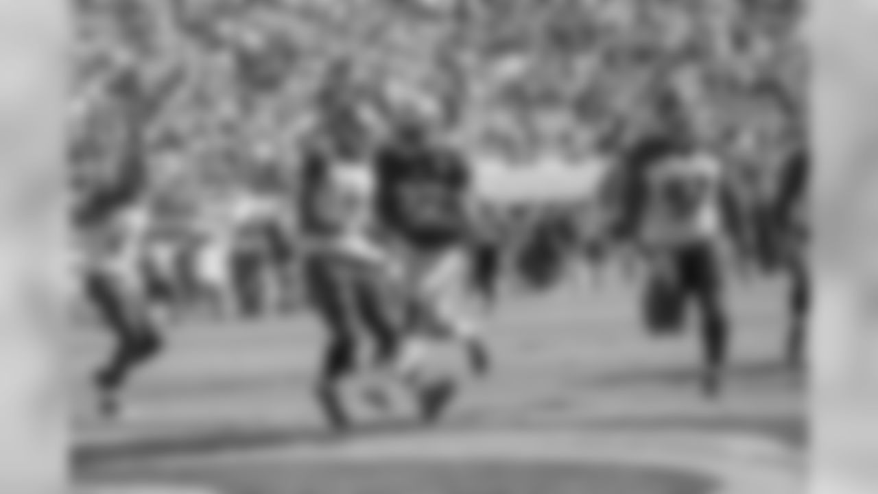 Davis scored on a 4-yard TD run in Week 7 vs. Tampa Bay Buccaneers.
