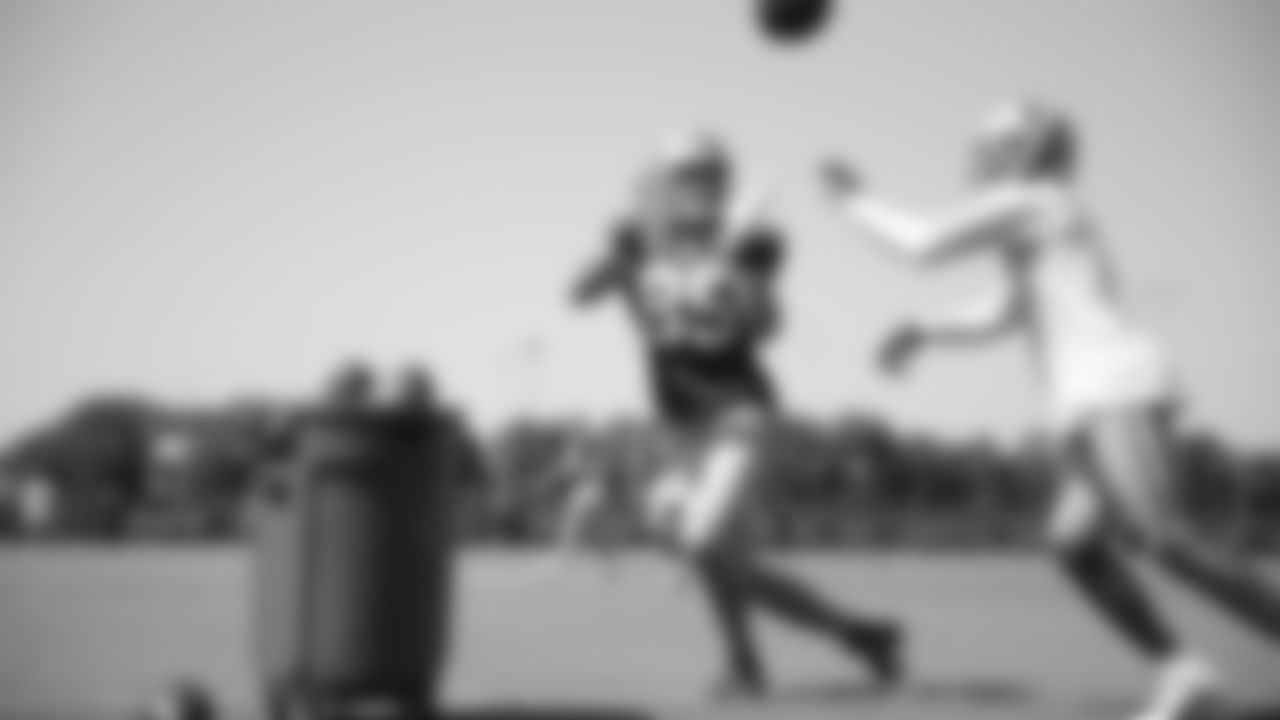 TE George Kittle, DB Deommodore Lenoir