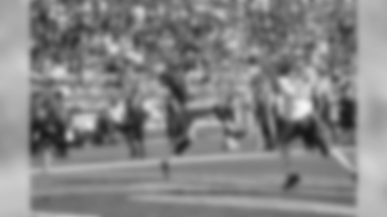 Stevie Johnson 9-yard catch