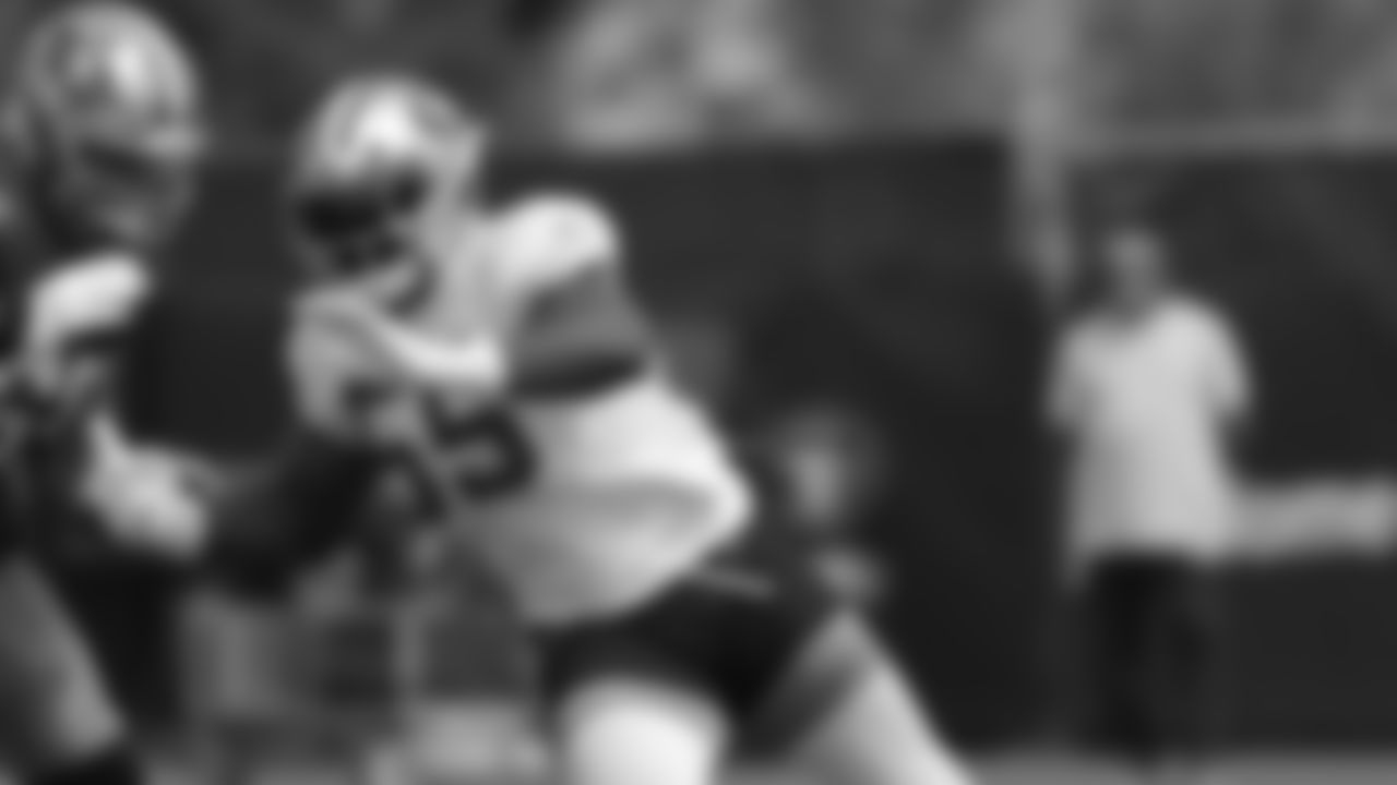 DL Dee Ford