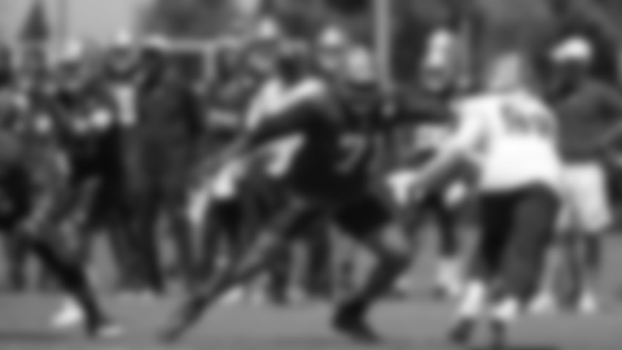 T Trent Williams, DL Arden Key