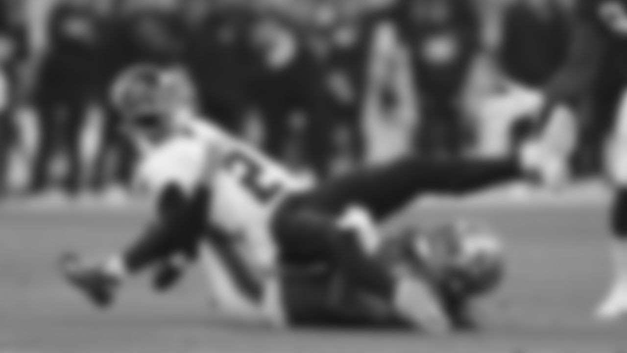 LB Fred Warner