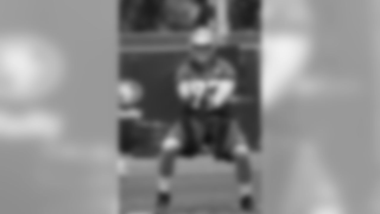 OL Coleman Shelton