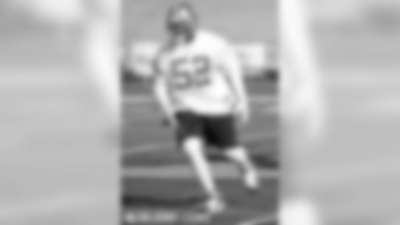 LB Patrick Willis