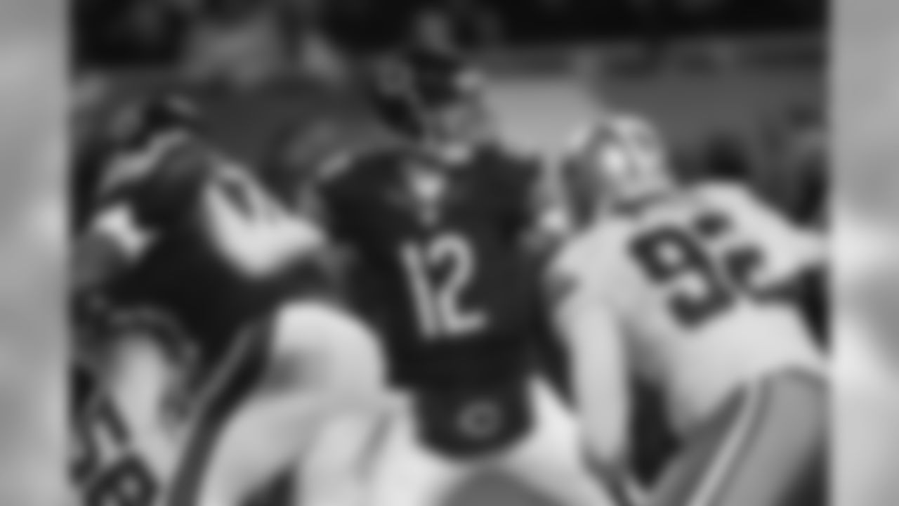 UPDATE: Signed a two-year deal with the Tampa Bay Buccaneers.