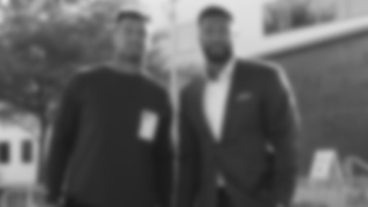 DL Arik Armstead and DL DeForest Buckner