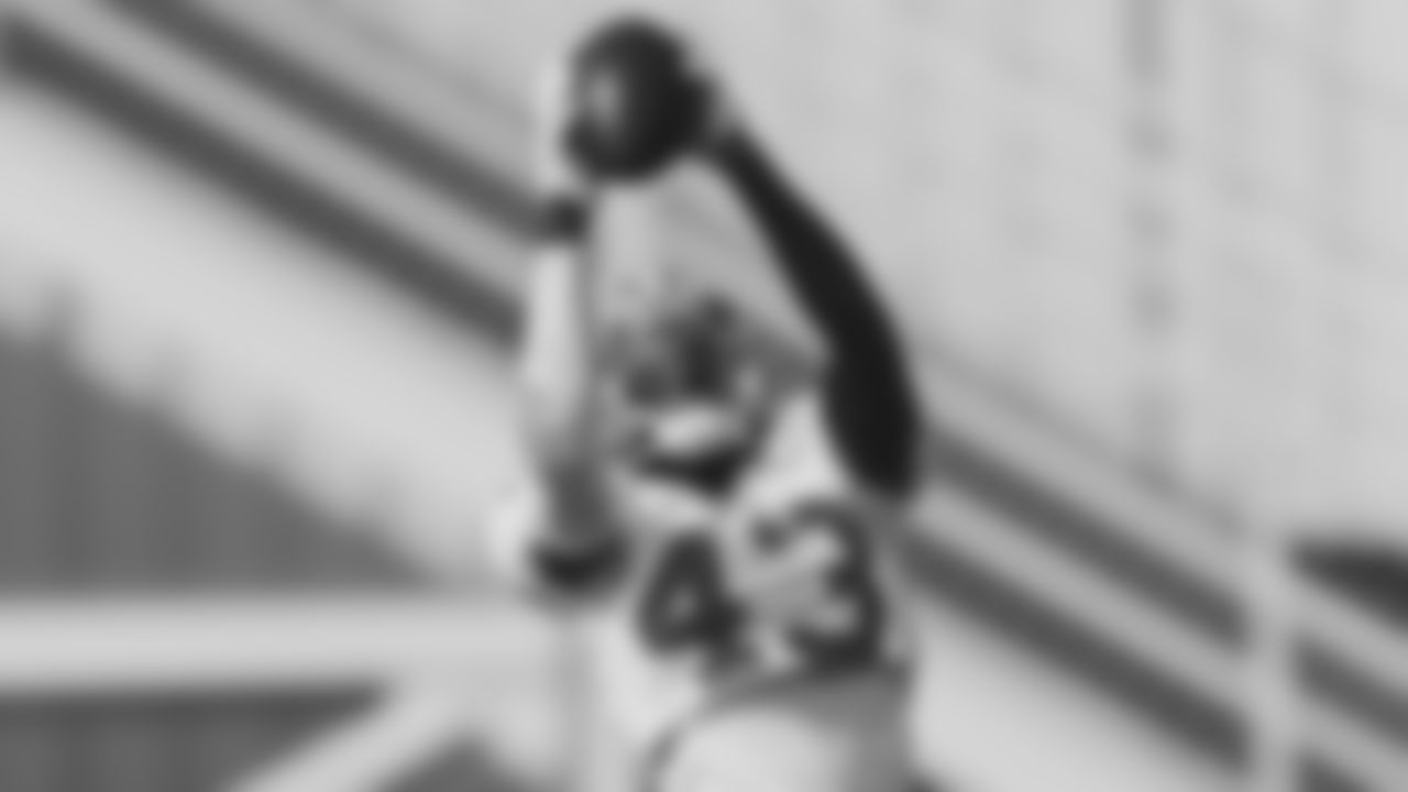 S Jared Mayden