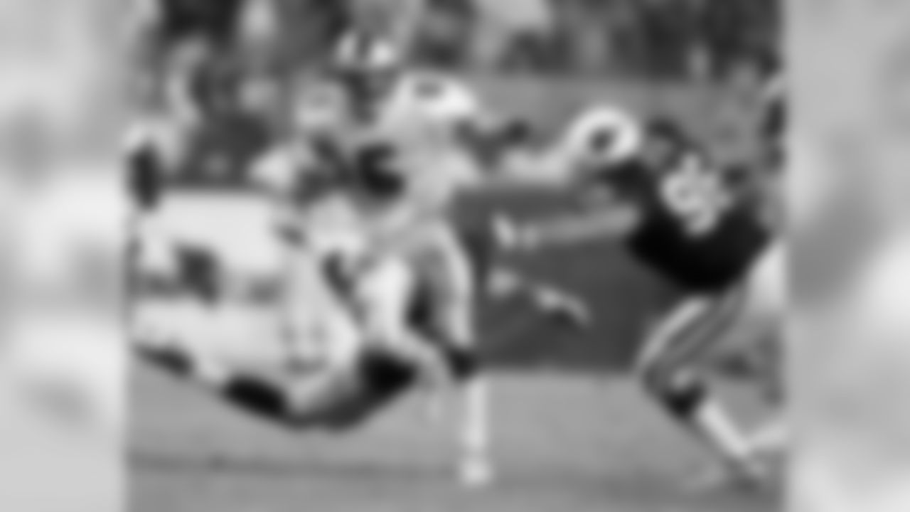 1999 -- 49ers quarterback Jeff Garcia.