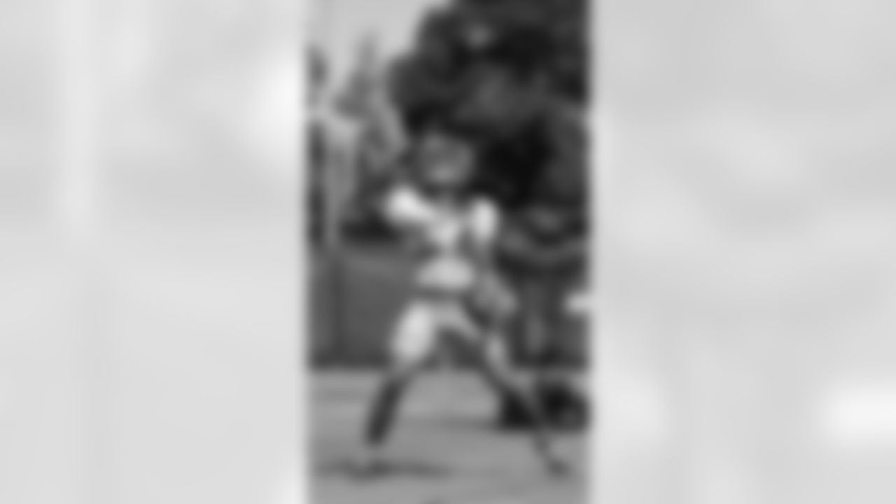 LB Fred Warner