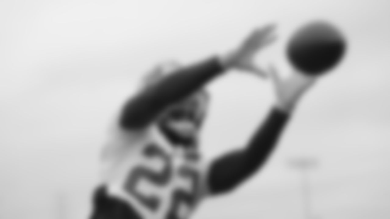 RB Jeff Wilson Jr.
