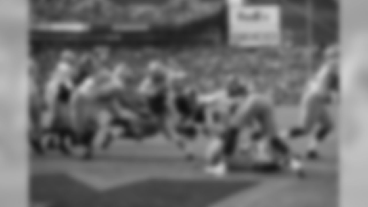 RB Carlos Hyde