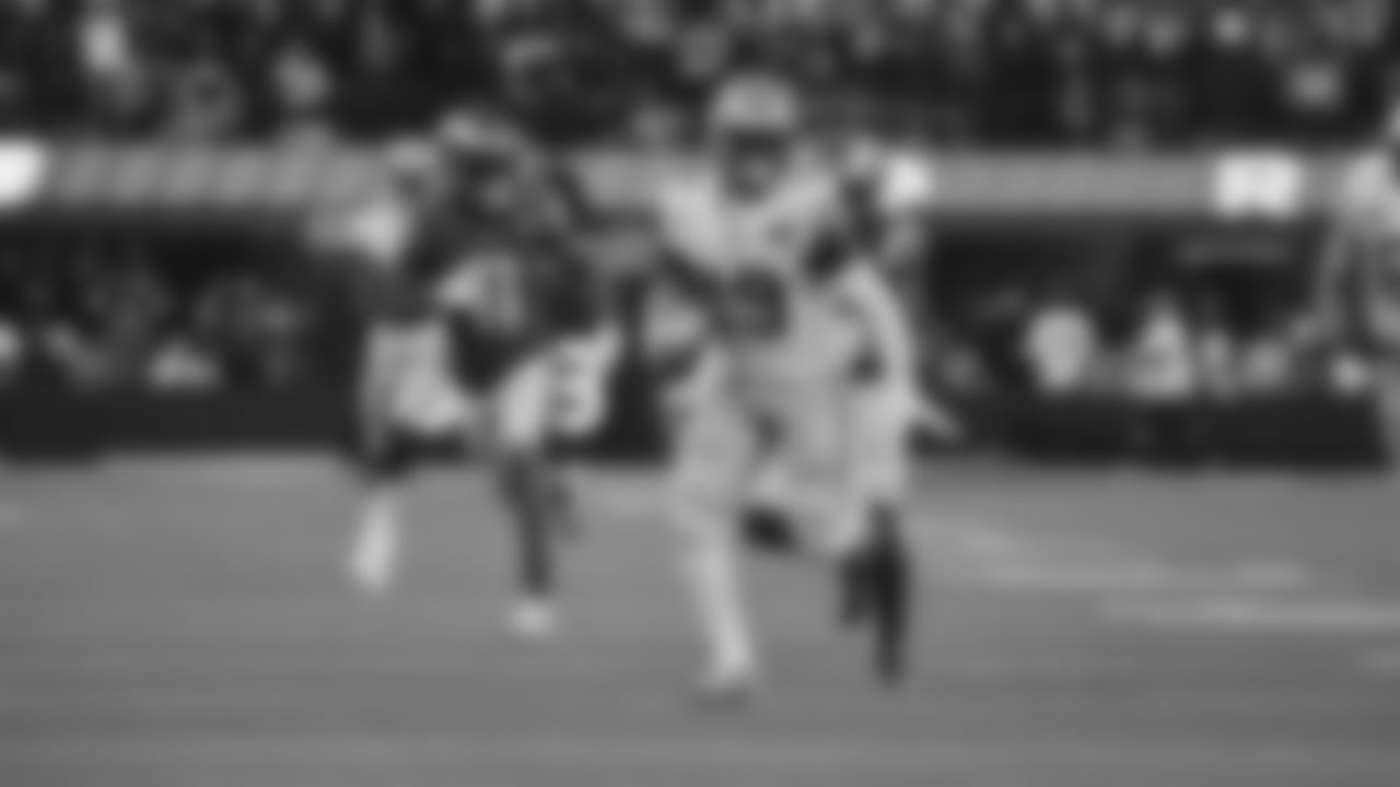 WR Deebo Samuel