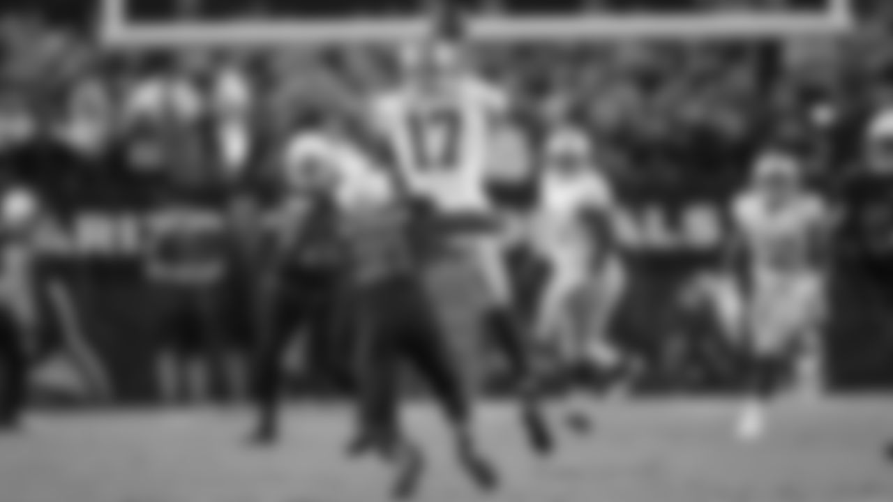 WR Emmanuel Sanders